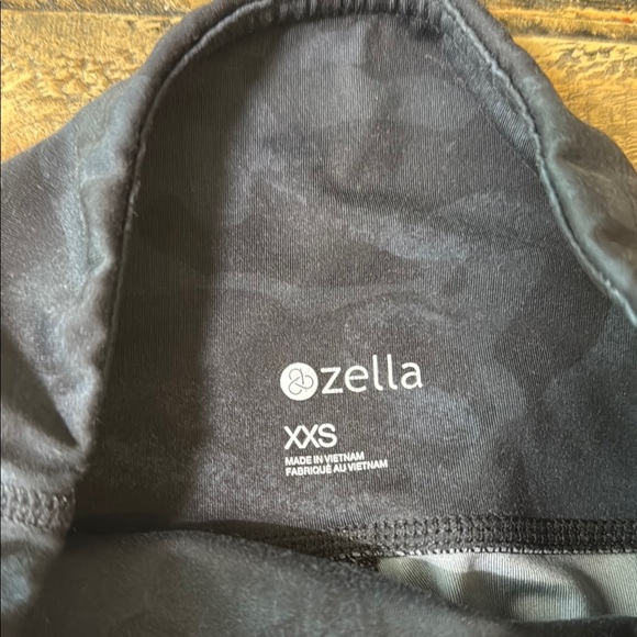 Zella women’s XXS leggings black camo print - Picture 3 of 5